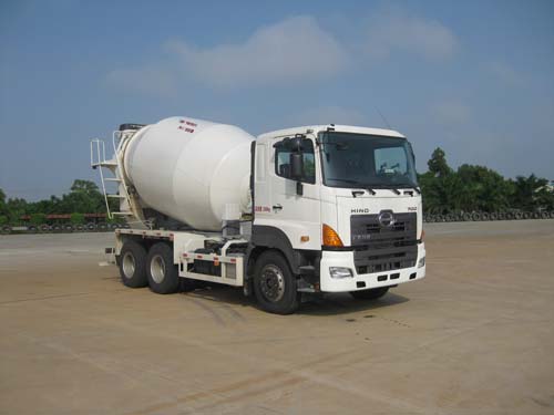 HINO chassis 8m³ concrete truck mixer